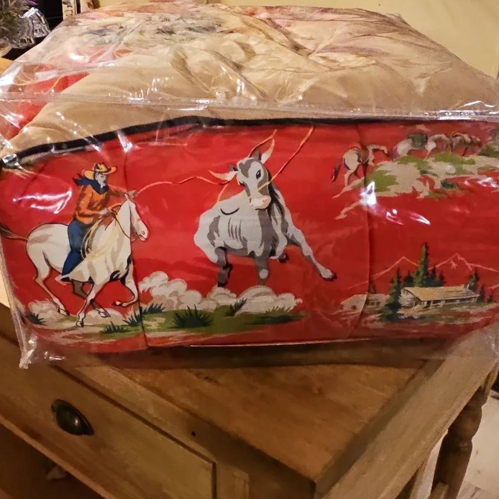 Vintage Joe Boxer Home! Cowboy Joe Queen bed set Red/Beige Western Reversible